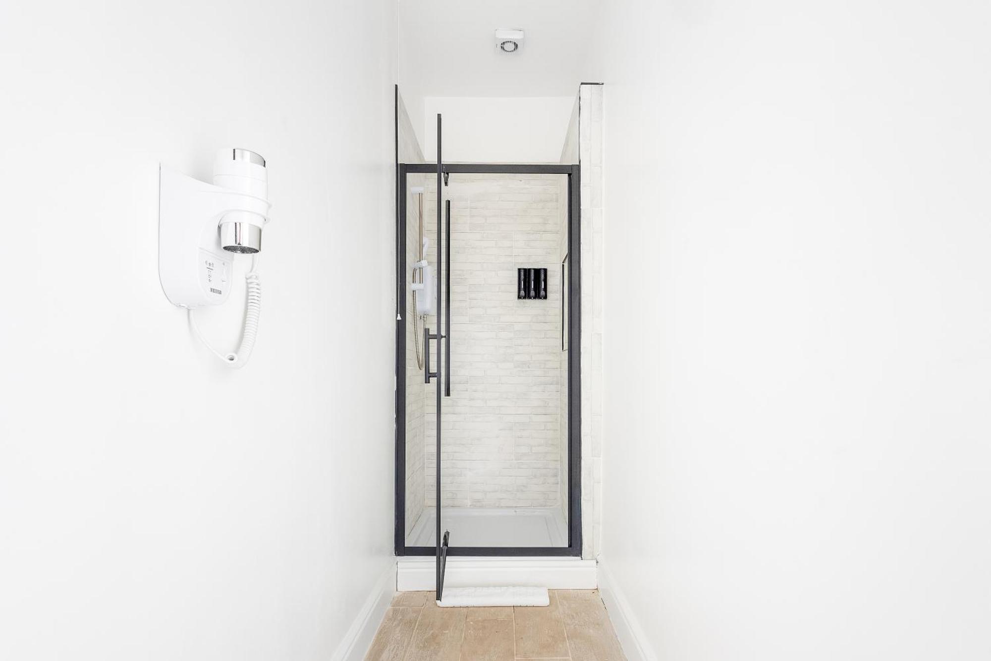 Boutique Family Apartment In Jewellery Quarter For 6 Бірмінгем Екстер'єр фото